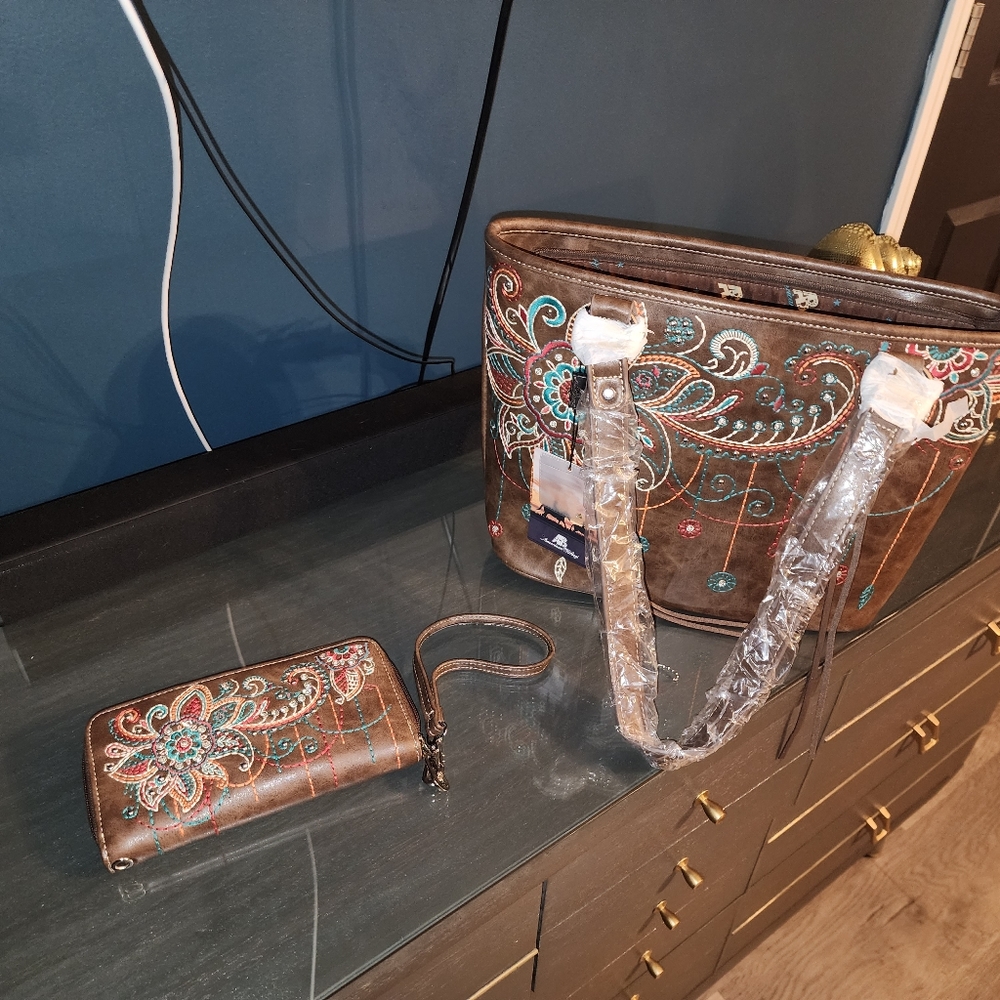 Montana West American Bling handbag/ and crossbody